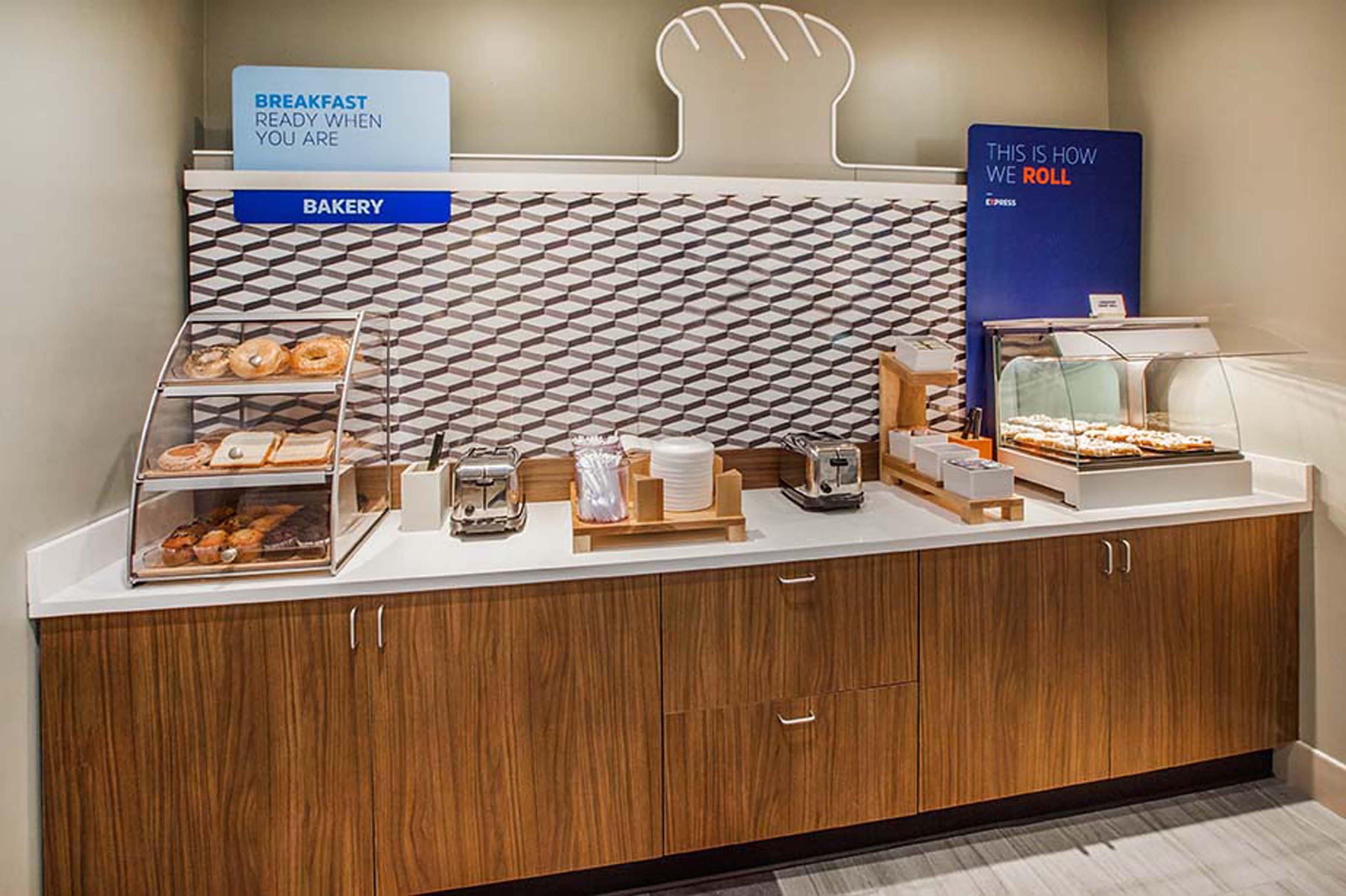 Holiday Inn Express & Suites Warner Robins North West By Ihg Экстерьер фото